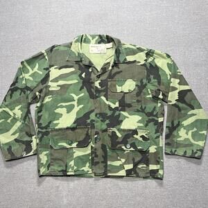 Vintage Duck Bay Jacket Mens Medium Green Camo 3 Pocket Hunting Barn Chore Coat